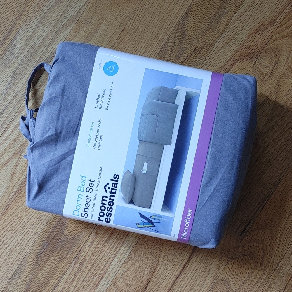 Dorm bed sheet set